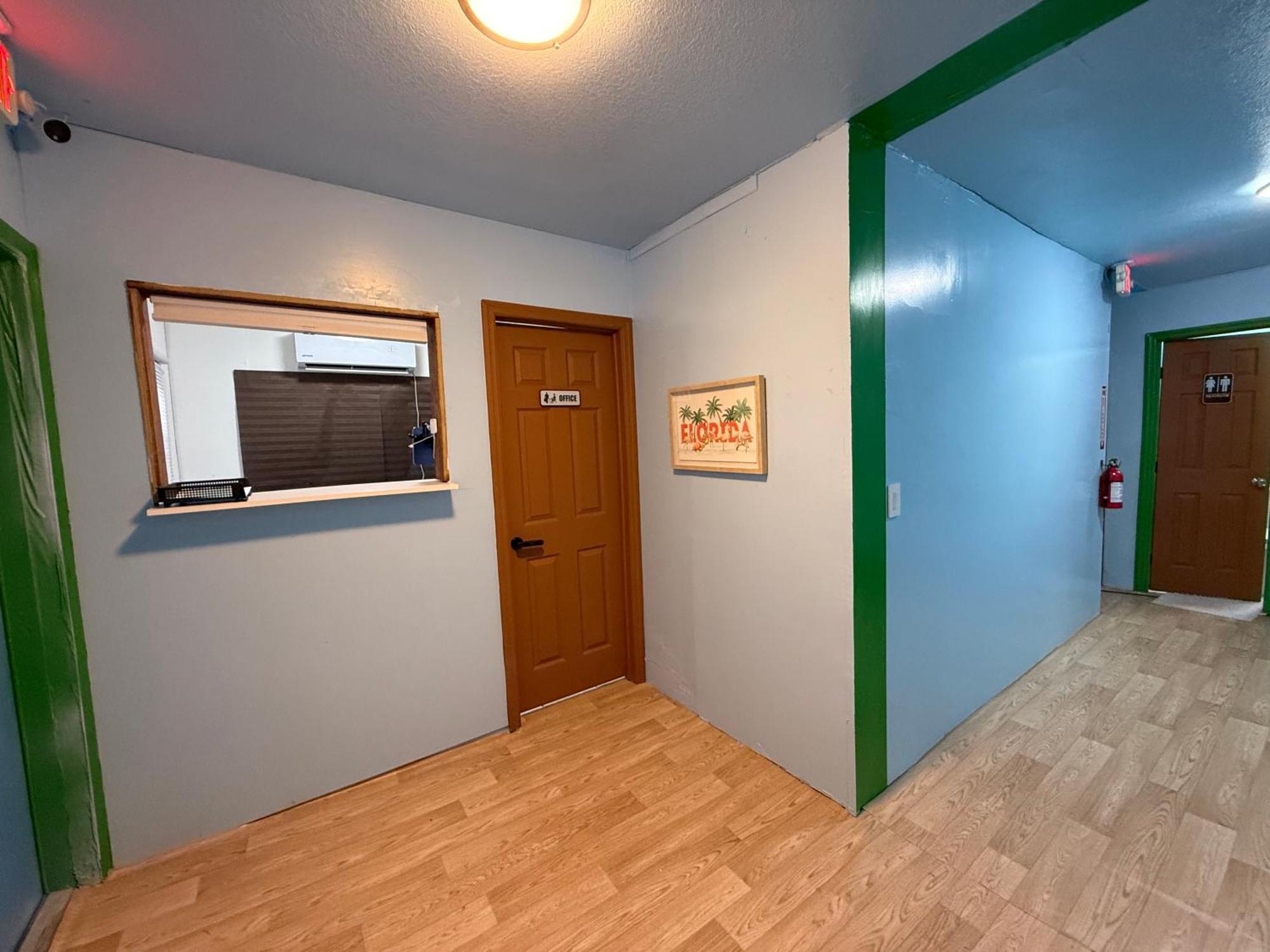Oqp Vacations Hostal *